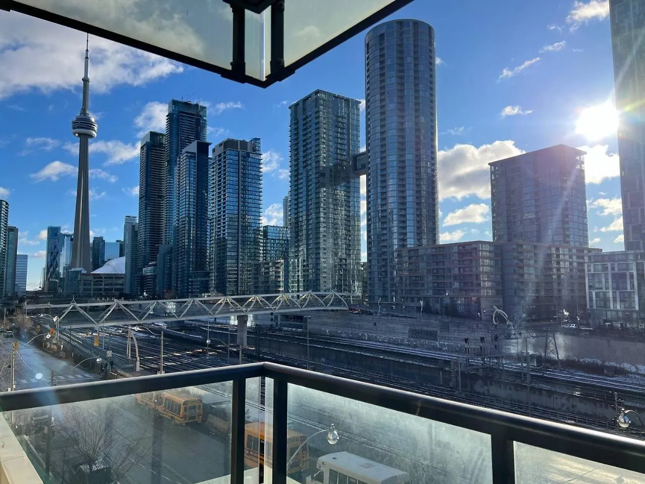 Grand View Suites Toronto Apartment