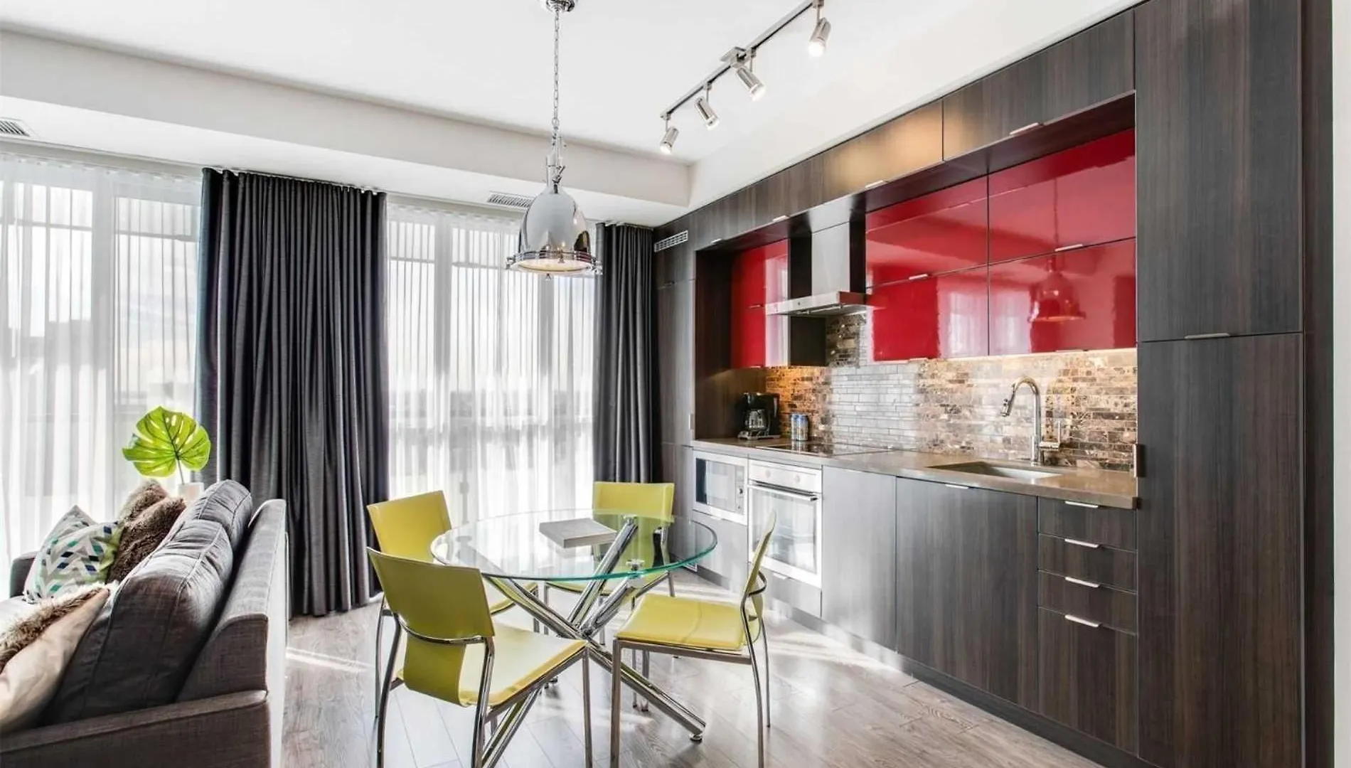 Grand View Suites Toronto