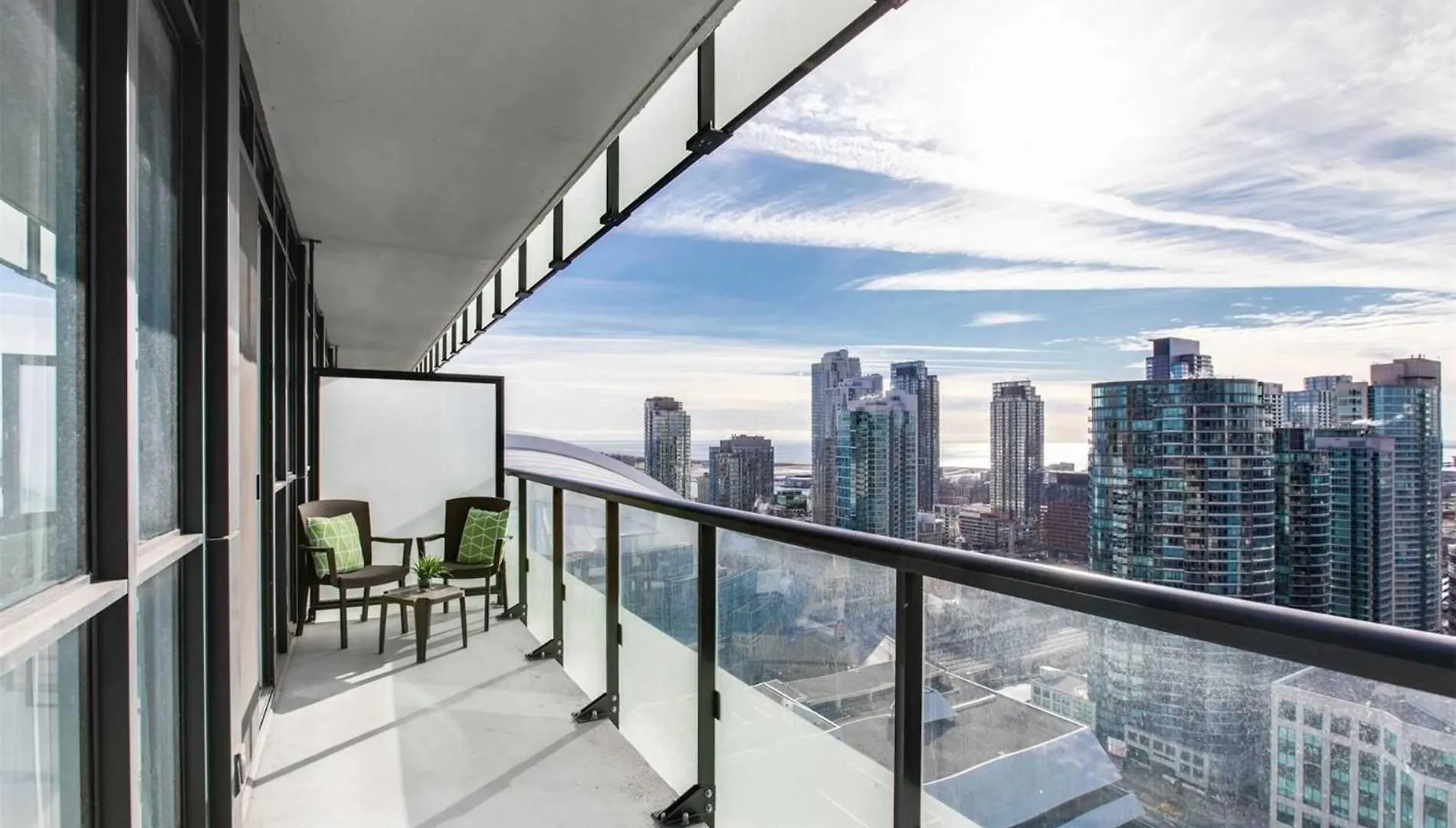 Grand View Suites Toronto Kanada