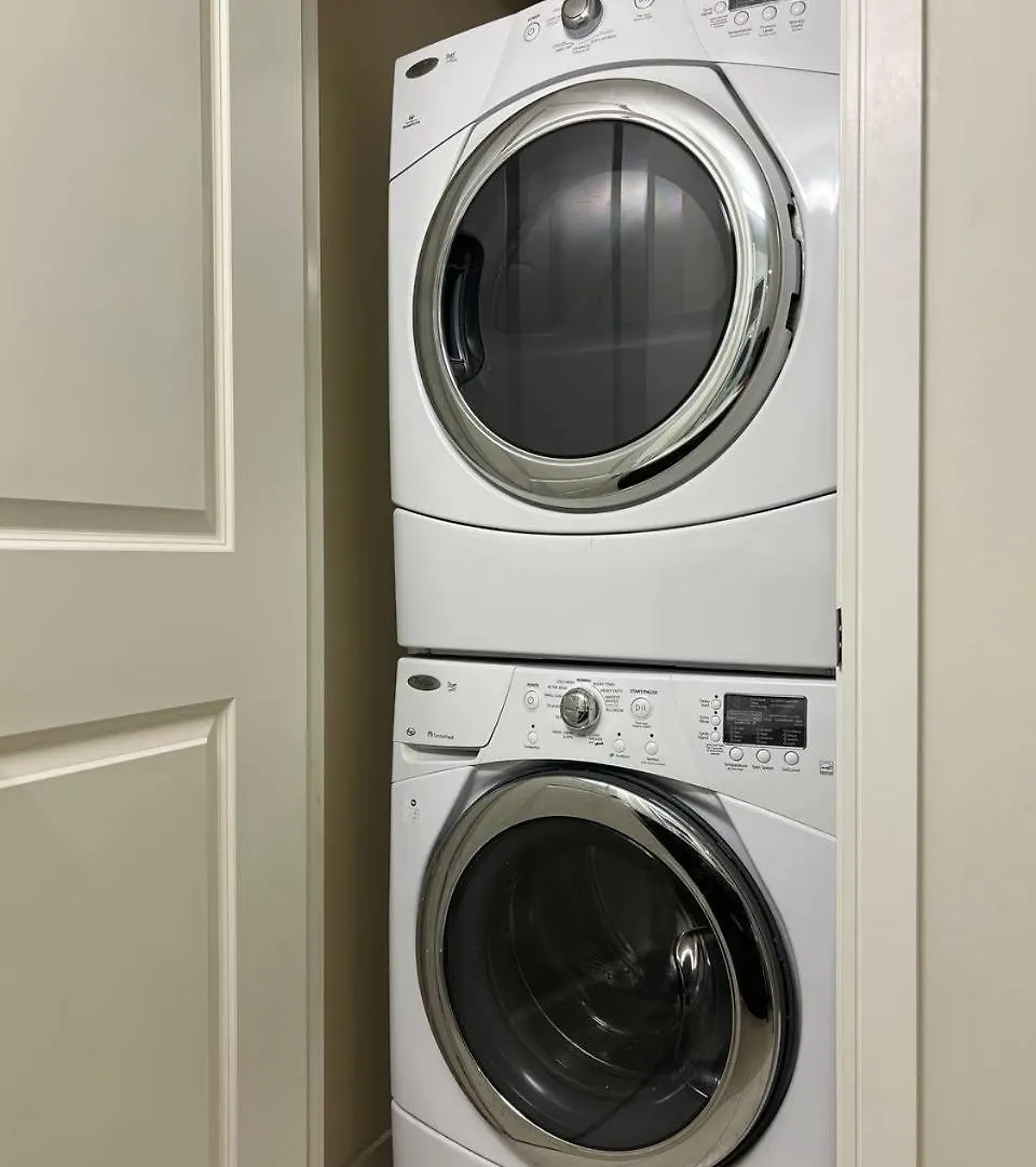 טורונטו Grand View Suites קנדה